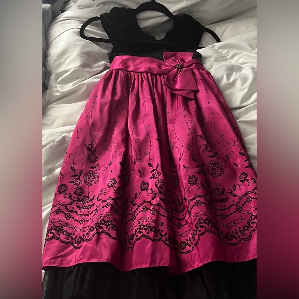 Formal dress. NWOT size 6X girls
